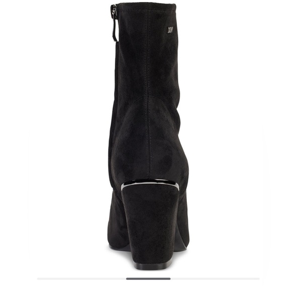 Women's Cavale Ankle Booties Note: like New - Picture 3 of 9